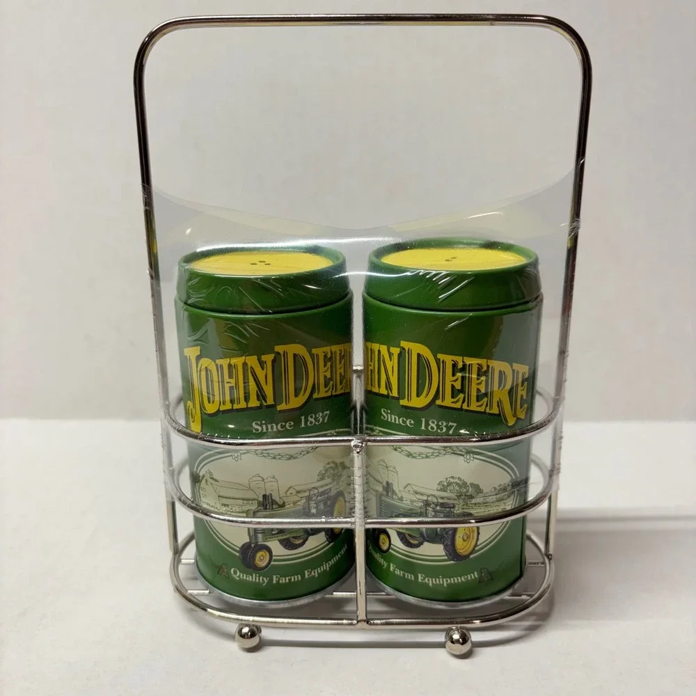 New John Deere Utensil Caddy Salt and Pepper Shaker Set Green Yellow Metal‎